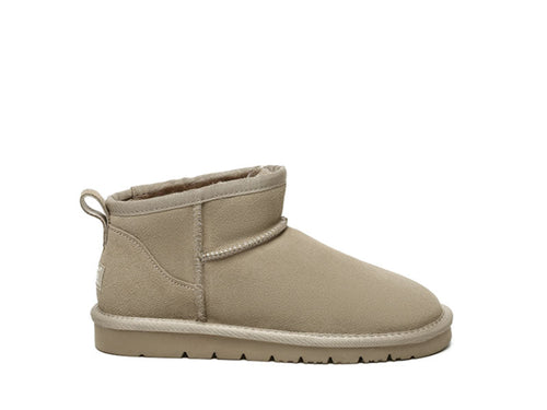 SALE. ULTRA MINI ugg boots
